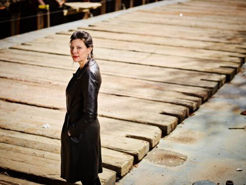 19:05 Gedicht: De dichter is een alleenstaande moeder