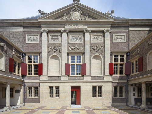 Heropening Museum De Lakenhal