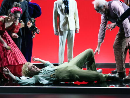 Opium was erbij! Theater: Het duel