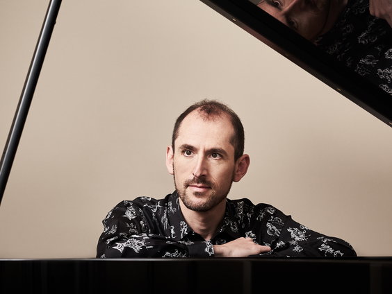 Pianist Danny Driver speelt CPE Bach en Schumann
