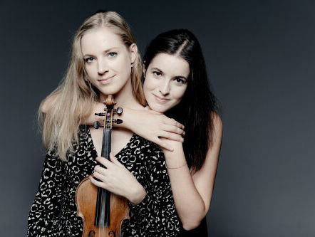 19:30 Hollandsche Nieuwe! Symbiosis van Merel Vercammen & Dina Ivanova (5)