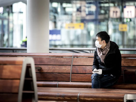 Een app die mensen positiever door de coronacrisis moet helpen