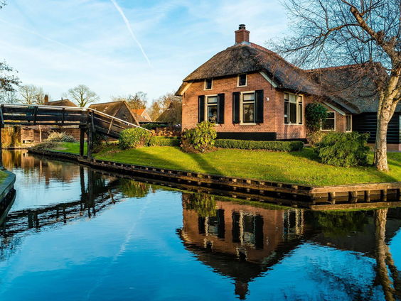 Gedicht: Nederland, van Lieke Marsman