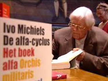 19:05 Poëzie: Sneeuwdialoog uit Het boek Alfa van Ivo Michiels