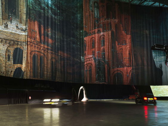 Opium was erbij! Boijmans Ahoy drive-thru museum