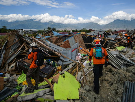 Actiedag voor slachtoffers van de tsunami op Sulawesi