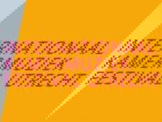 Marjon Koenekoop, directeur van het Internationaal Kamermuziek Festival Utrecht onderscheiden