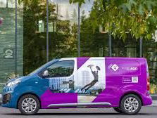 Stembus: Bij de dichter Tsead Bruinja