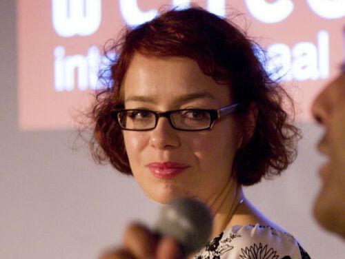 Vrouwkje Tuinman leest ‘Aankleden’ uit Lijfrente