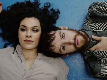 Nora Fischer en Marnix Dorrestein live