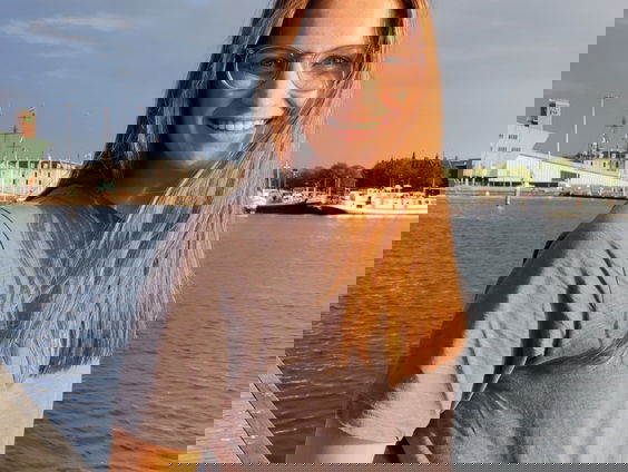 Ivanka (23) raakte in een depressie door corona: 'Ik raakte de structuur kwijt over mijn eigen leven'