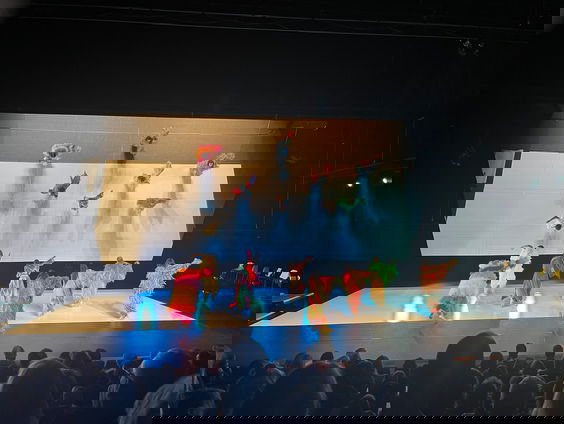 Reporter Camille neemt jou mee naar Quake in Amsterdam! "Hoe doorbreek je patronen uit het verleden?"