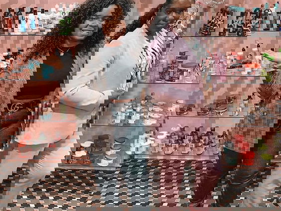 Heb je teveel haarproducten thuis liggen? Shaniqua heeft de oplossing!