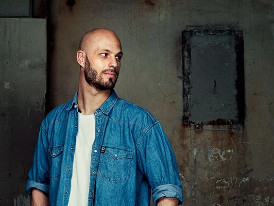 Wie leest er tegenwoordig nog een boek?