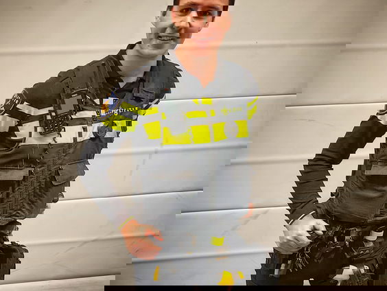 Wijkagent Michael over het gebruik van stroomstootwapens: "Het is eigenlijk een soort tussenoplossing"