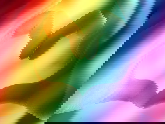 Elijah (19) deelt zijn love story met Cartiez!