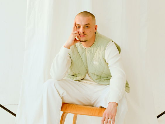 Reporter Camille is bij de studiosessie van AOTM Abel zijn challenge!