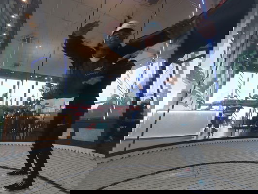 Reporter Camille gaat vliegen bij City Skydive Utrecht! "Heftig"