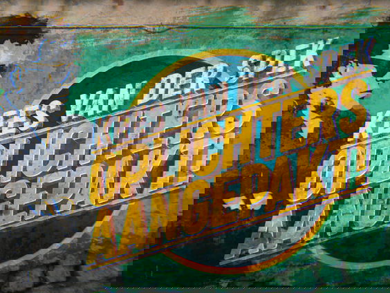 Kees van der Spek gaat achter internationale oplichter aan in nieuw seizoen 'Oplichters Aangepakt'