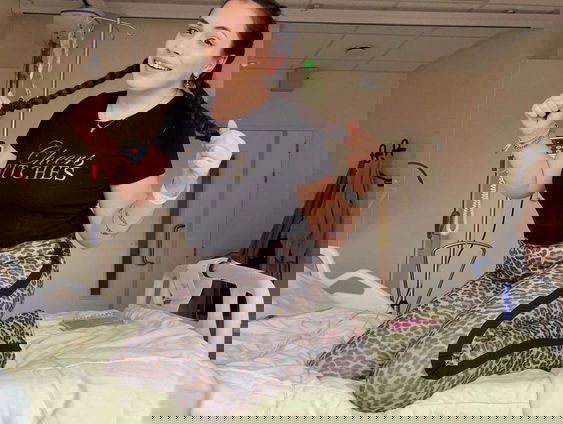 Danielle (26) heeft meer dan 40 operaties moeten ondergaan door chronische ziektes