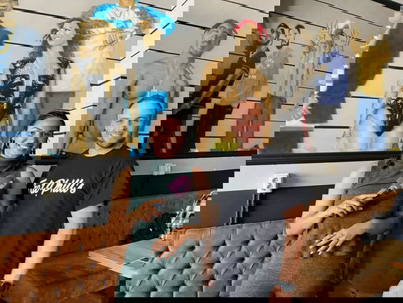 Reporter Camille maakt voor Hamburgerdag de Big Belly!