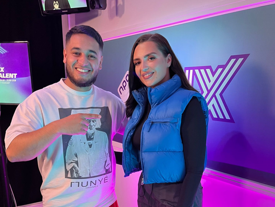 Bella (20) over samenwerken met Idaly