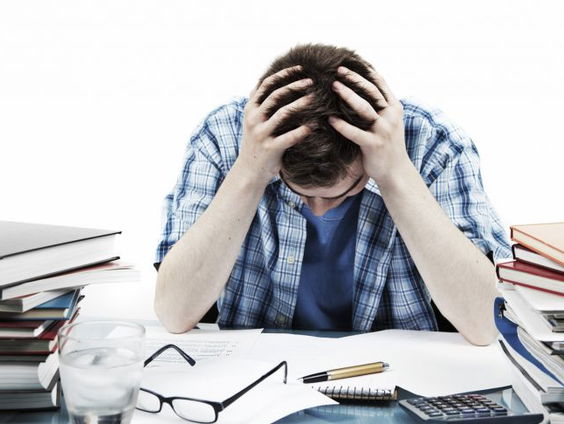 Pyscholoog Souhailla over geldstress en wat het doet met je mentale gezondheid