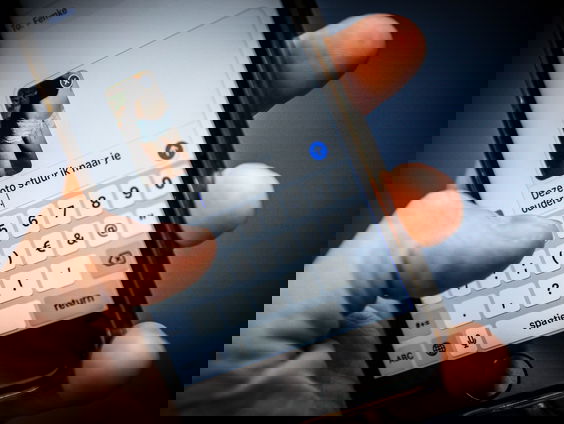 Dit moet je doen als jouw naaktfoto wordt gedeeld op social media