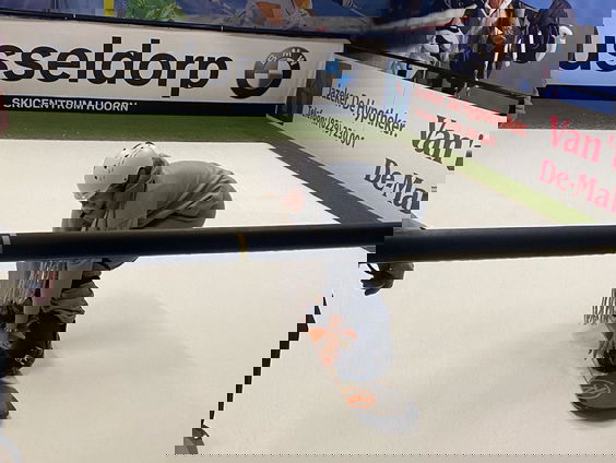 Reporter Camille leert snowboarden bij Ski-Centrum Hoorn! "Dit is echt moeilijk"