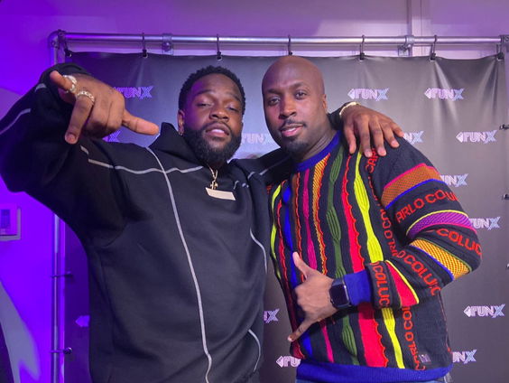 Franse singer-songwriter TayC vertelt hoe zijn moeder hem hielp met het scoren van een hit!