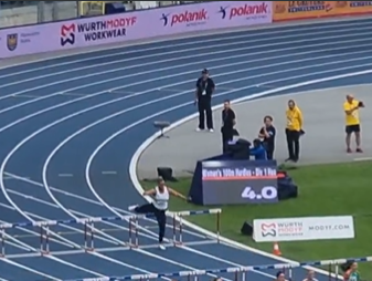 Kogelstoter Jolien Boumkwo gaat viraal door onvergetlijke prestatie: "Ik zette mijn verstand op nul"