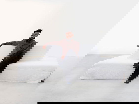 Reporter Camille was bij de release party van Yves zijn EP Godspeed!