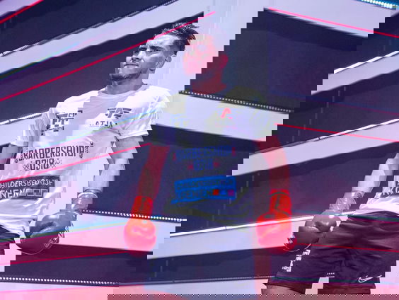 Anass Aaras: "Ik geef soms jongeren de kans om gratis te sporten in mijn sportschool"