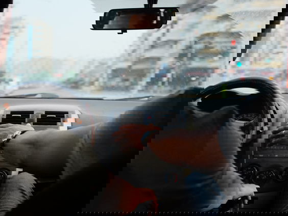 Afrijden voor je autorijbewijs bij twee rijscholen: "Dat gaat niet werken"