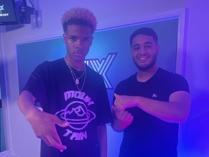 C.SMOKE (18) 'Ik kijk op tegen mijn vader'