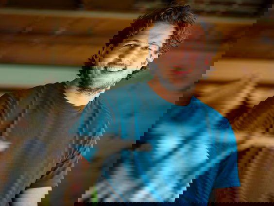 Carlos (28) Robinson-winnaar gaat voor de tweede keer de strijd aan!