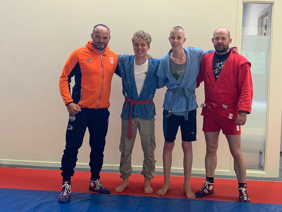 Bailey (20) helpt Oekraïense Eduard om zijn droom waar te maken