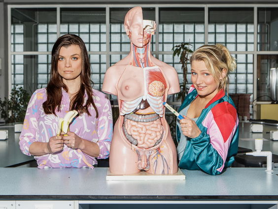 Krista van de sekszusjes vertelt hoe zij seksuele voorlichting in een nieuwe VPRO serie anders aanpakken!