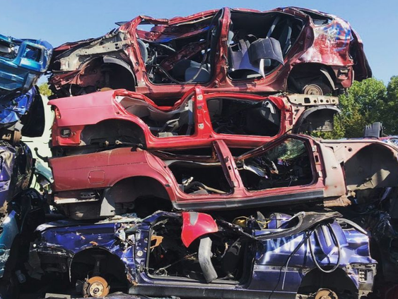 Merlijn over auto's smashen: ''Veel mensen komen langs door corona frustraties''