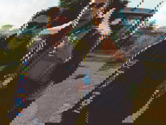 Reporter Gabriella gaat langs in de studio bij artist of the month Sluwe Ollie