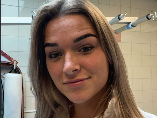 Suus (19) "Het verzorgen van dode mensen is dankbaar werk"