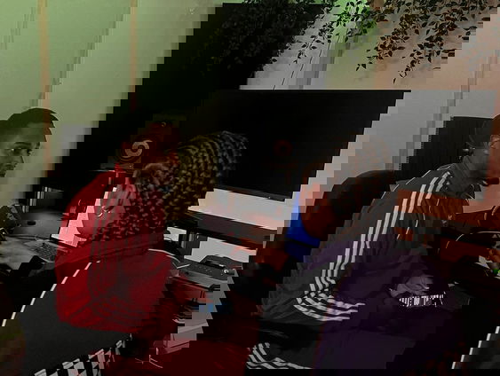 Reporter Camille maakt samen met AOTM Richandell een nieuw nummer!