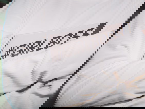 Hoofdredacteur Sherina van Omroep Zwart: ''Ik ben mijn droom en passie achterna gegaan.''