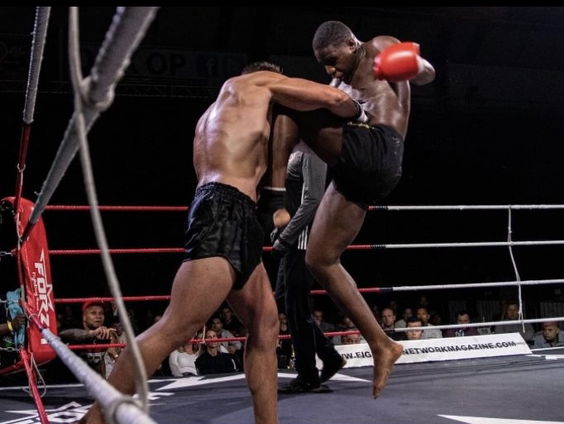 Kickbokser Michael (22) uit Den Haag maakt dit weekend zijn debut op Glory!