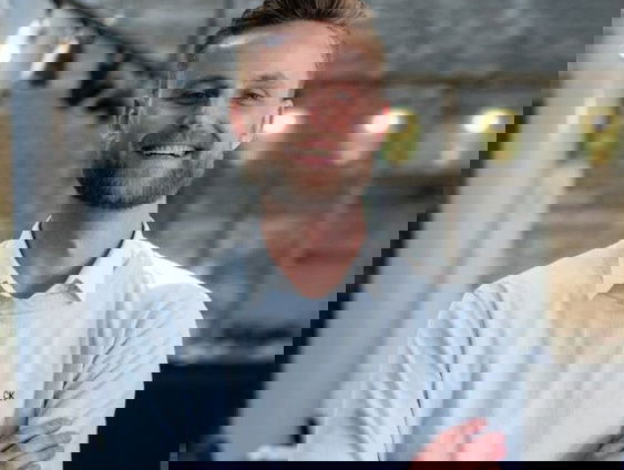 Mark (28) met deze app kun je in elke club/café zien of het gezellig is!