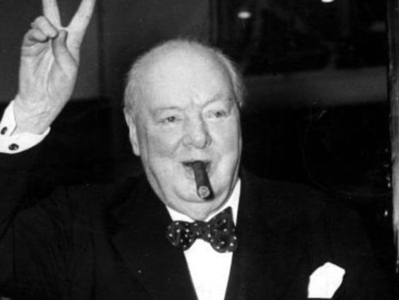 GeschiedLied: Kinks - Mr. Churchill Says