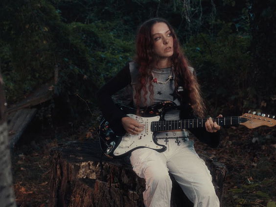 Slow Sunday: Holly Humberstone, Wilco, Oliver Sim