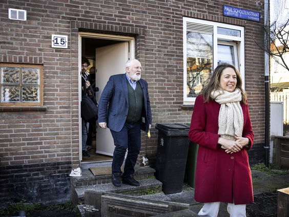 Stand.nl: Meer samenwerking tussen PvdA en GroenLinks is bittere noodzaak