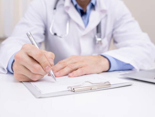 Huisartsen komen in opstand met bureaucratie-scheurkalender