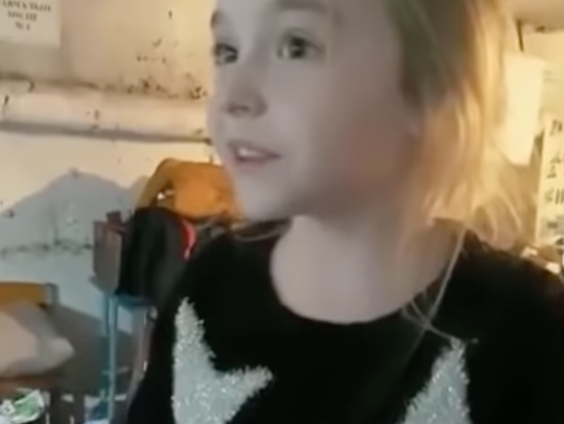 Nederlandse producer Wiebe Bokma de Boer gaat nummer opnemen met Oekraïens meisje Amelia